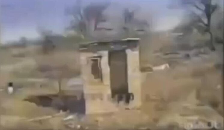 Drone operator from 68th SHB caught occupier in toilet. VIDEO