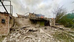 Росія вдарила ФАБами по Веселянці на Запоріжжі: поранені хлопець і жінка. ФОТОрепортаж