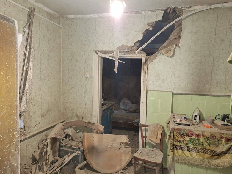 Наслідки обстрілів Нікопольського району 8 серпня