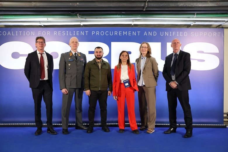 Керівники закупівельних агенцій України та європейських країн під час підписання меморандуму CORPUS
