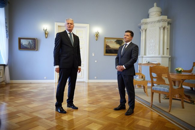 Зеленський у Литві обговорив з Мішелем і Науседою європейські перспективи України 02 Зеленський у Литві обговорив з Мішелем і Науседою європейські перспективи України 02