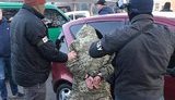 Інспектора Львівського прикордонного загону спіймали на хабарі 350 доларів, - ГПУ. ФОТОрепортаж