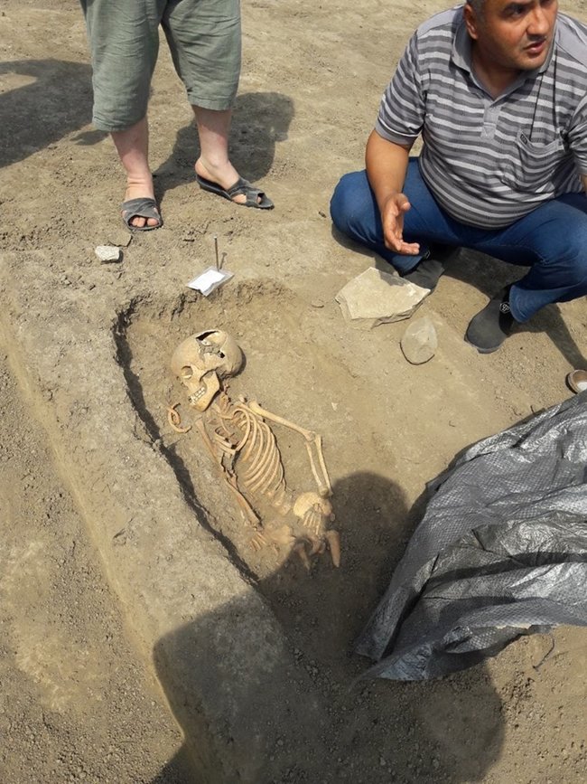 Прокуратура АРК відкрила справу за фактом розкопок в окупованому Криму на місці мусульманського поховання 01