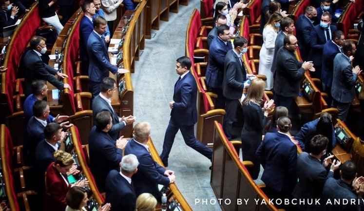 Спецоперація "Діма": що буде далі і чому "Слуги" так бояться нової групи Разумкова