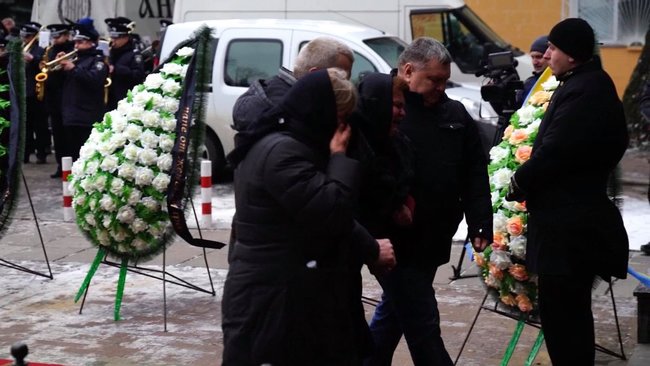 С погибшим в перестрелке полицейским Сергеем Пригариным простились в Одессе 19