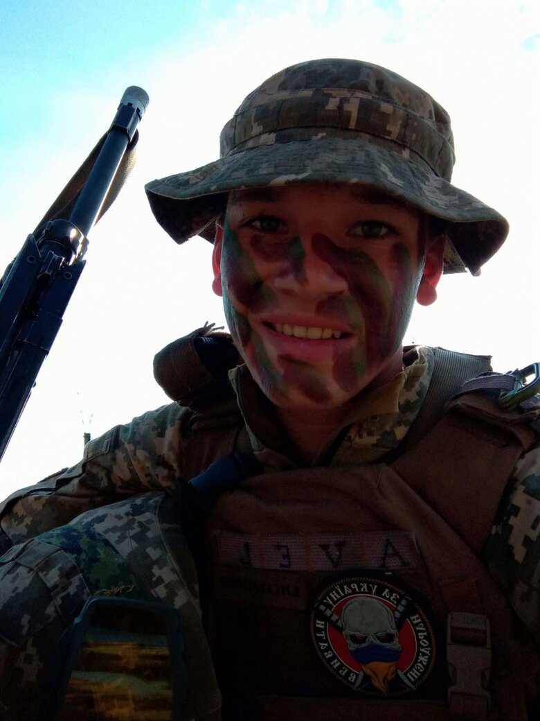 Створено петицію про присвоєння звання Героя України (посмертно) 21-річному захиснику Савелію Федану, який загинув у бою проти рашистів поблизу Роботиного 03