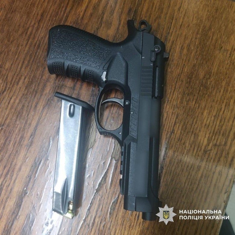 Стрілянина у метро Харкова