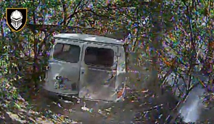 Залишились тільки "обгорілі скелети": дрони ЗСУ нищать російську техніку. ВIДЕО