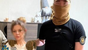 Викрили наркозалежних у Дніпрі та Житомирі, які за гроші верифікували Starlink для РФ, - СБУ. ФОТОрепортаж