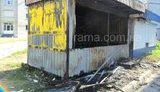 В Сумах сожгли несколько киосков крупнейшего хлебокомбината. ФОТО