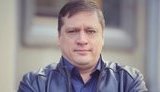 Ми маємо тиснути на Іванісова в Раді, щоб він здав мандат, це позиція фракції, - Арахамія