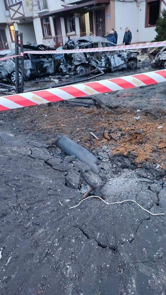 Наслідки вчорашніх обстрілів Харкова із російських Градів 03