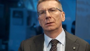 Атаки РФ на енергетику України наближаються до геноциду, - Рінкевичс