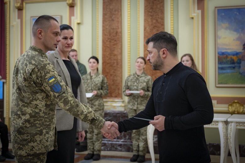 вручення сертифікатів на житло Героям України та їх родинам