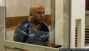Підозрюваних у замаху на одеського активіста Михайлика відпустили з-під варти під домашній арешт. ФОТО