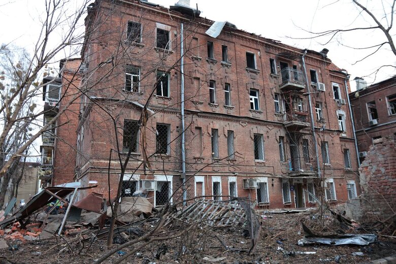 Центр Харкова після удару