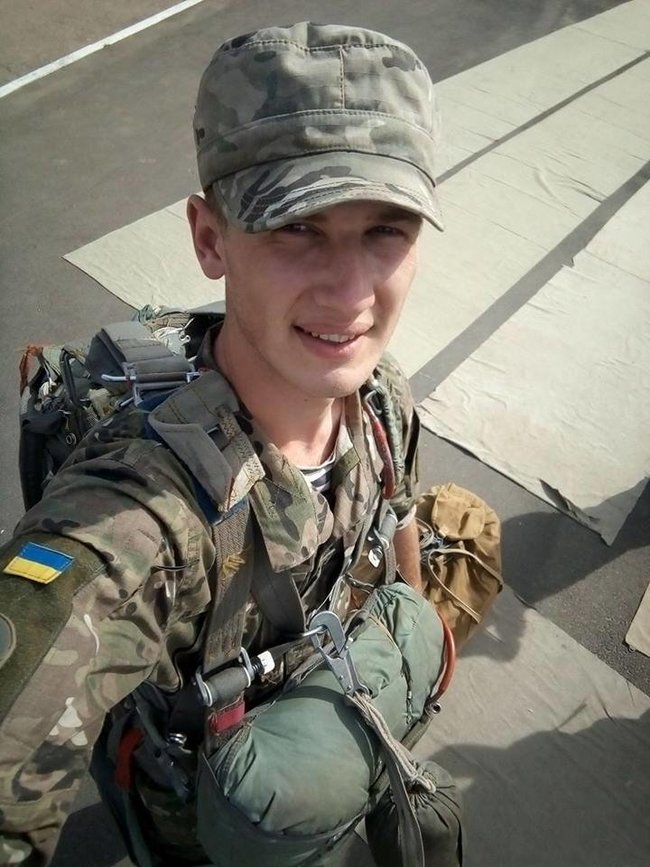 Завтра на Херсонщине простятся с погибшим на Донбассе старшим матросом Артемом Скупейко 01