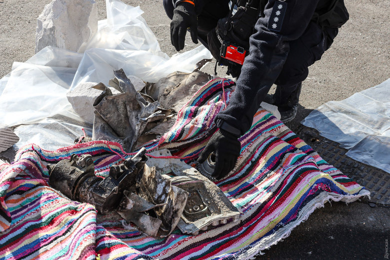 В одесской многоэтажке продолжают ликвидировать последствия разрушений после российского ракетного удара: некоторые жители до сих пор не вышли на связь 08