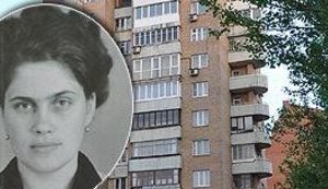 Девятиэтажка Януковича: "Людмила выходила к лифту и целовала Виктора". ФОТОрепортаж