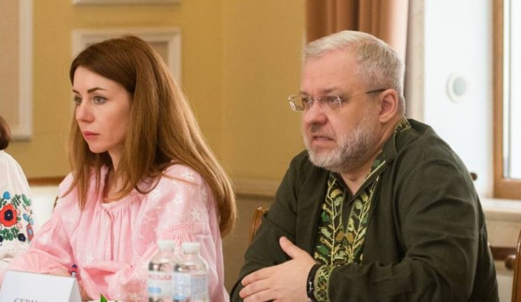 Галущенко проживал в арестованном доме экс-министра Захарченко. Перед обысками там видели Гринчук, - Железняк