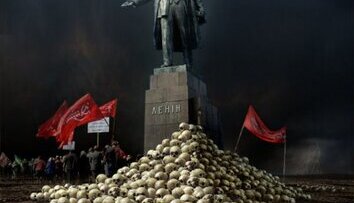 Я памятник себе воздвиг...