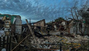 Альона і Олександр Лєсніченки та їхні сини Денис і Єгор загинули внаслідок удару РФ по Чернеччині. Жінка була вагітна двійнею. ФОТО