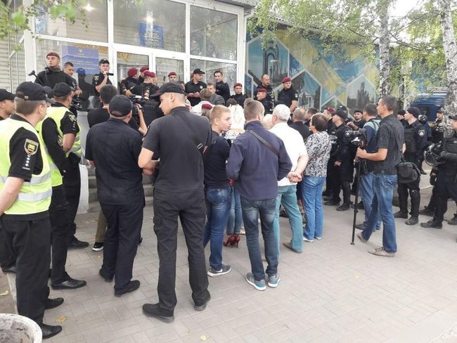 Авіація МВС доставила членів ЦВК у Покровськ (оновлено) 04