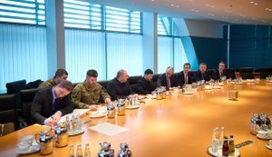 перемовини у Берліні