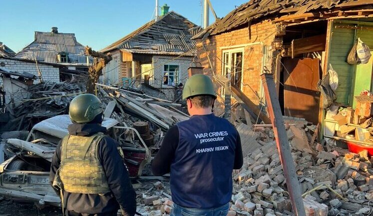 Consequences of night strike on Zolochiv, Kharkiv region, by three GABs: 14-year-old girl wounded. PHOTOS