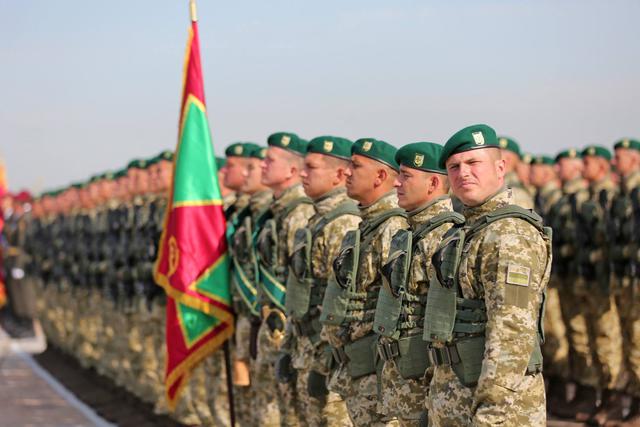 парад независимость репетиция