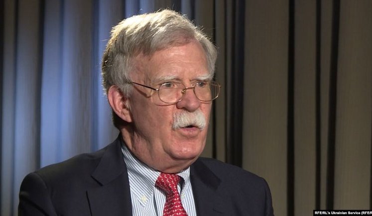 Вопрос коррупции в Украине имеет политическое измерение и используется как повод для отказа в помощи, - экс-советник Трампа Болтон