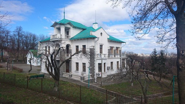 Минкульт защищает дома сталинских палачей, - председатель фракции Свобода в Киевсовете Сиротюк 08
