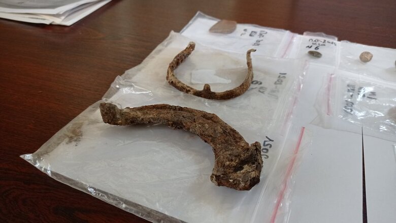 Археологи знайшли в Полтаві речі шведських кіннотників. Предметам близько 300 років 03