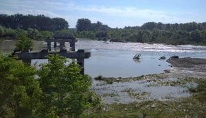 Паводок повністю зніс аварійний міст у Чернівецькій області, - голова ОДА Осачук. ФОТО