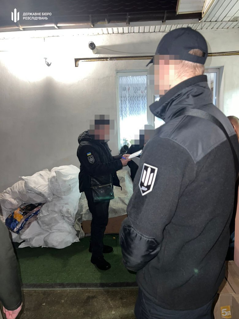 розкрадання продуктів у військовій частині на Київщині