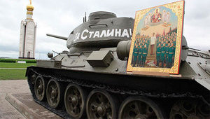 В России прошла церковная служба с иконой Сталина. ФОТОрепортаж