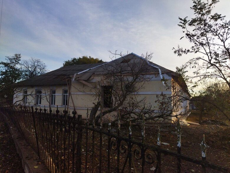 Зранку 2 листопада росіяни обстріляли Станіслав на Херсонщині, загинула жінка. (оновлено) 02 Зранку 2 листопада росіяни обстріляли Станіслав на Херсонщині, загинула жінка. (оновлено) 02