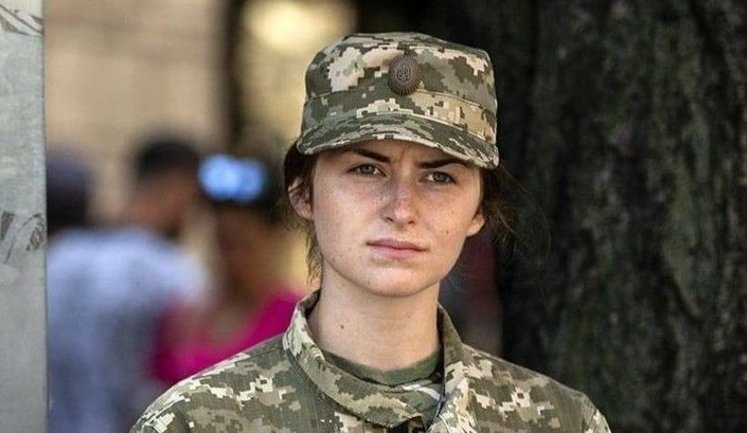 Донька ветерана Миколи Микитенка, що вчинив акт самоспалення на Майдані: "Рішення розводити війська батько сприйняв болісно. Під лінію потрапляла і Світлодарська дуга, де загинув мій чоловік"