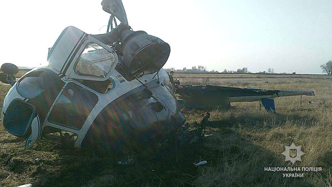 Вертоліт розбився на Полтавщині. Жертв немає, - Нацполіція 02