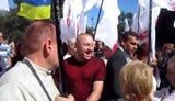 Спортивные ребята сорвали митинг оппозиции в Донецкой области: Уйдите! Я не хочу вас видеть. Это наш митинг. + ВИДЕО