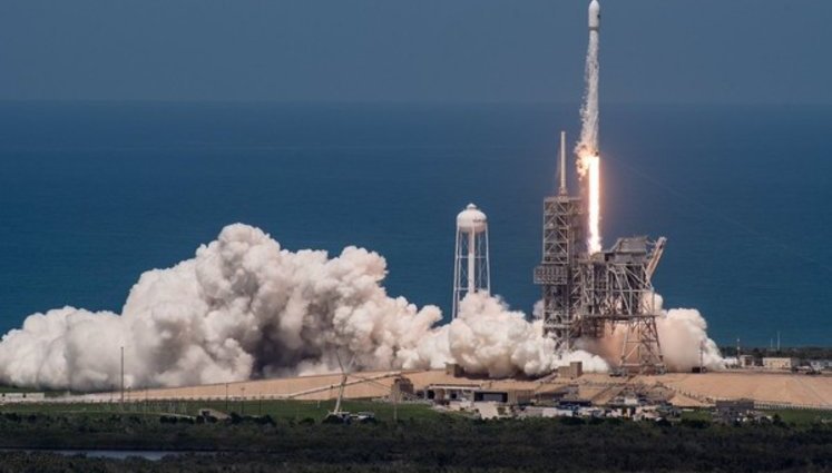SpaceX launched and landed Falcon 9 rocket. PHOTOS+VIDEO