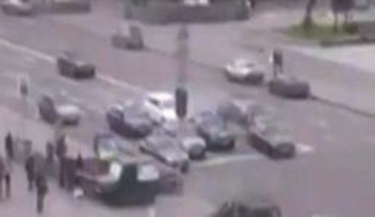 Сын Порошенко попал в аварию на Майдане Незалежности, - СМИ. ФОТО+ВИДЕО