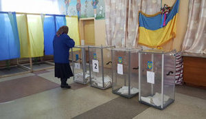 За Зеленського готові проголосувати 26% українців, за Порошенка - 24,2%, за Тимошенко - 10,3%, - опитування Центру Разумкова. ІНФОГРАФІКА
