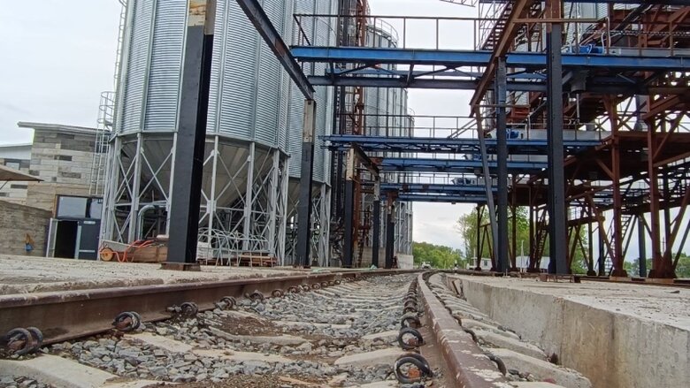 На кордоні з Румунією завершують будівництво мультимодального терміналу для торгівлі з ЄС