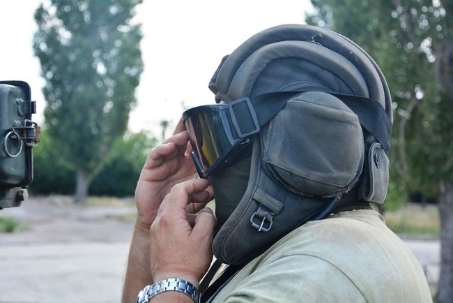 Танкісти 79-ї десантно-штурмової бригади провели на Миколаївщині навчання з практичного водіння 01
