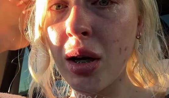 Росіянка заправила автомобіль на АЗС і не змогла його завести: "Заправились, пробуем завести машину, а она не заводится". ВIДЕО