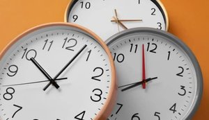 Україна сьогодні вночі переходить на літній час