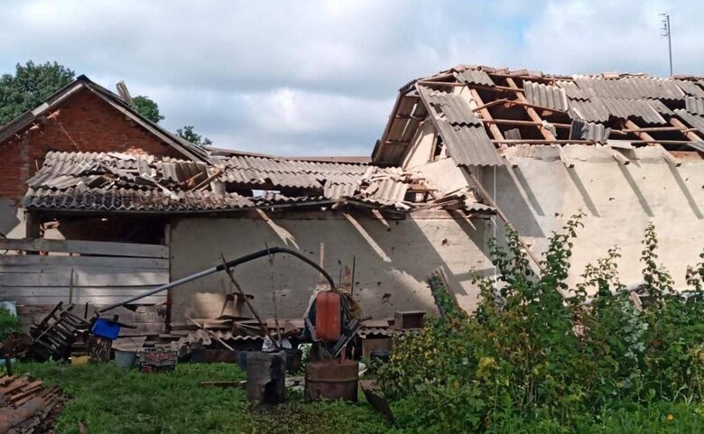 Ворог ударив по цивільному об’єкту на Івано-Франківщині, загинув 8-річний хлопчик, є постраждалі (оновлено) 03