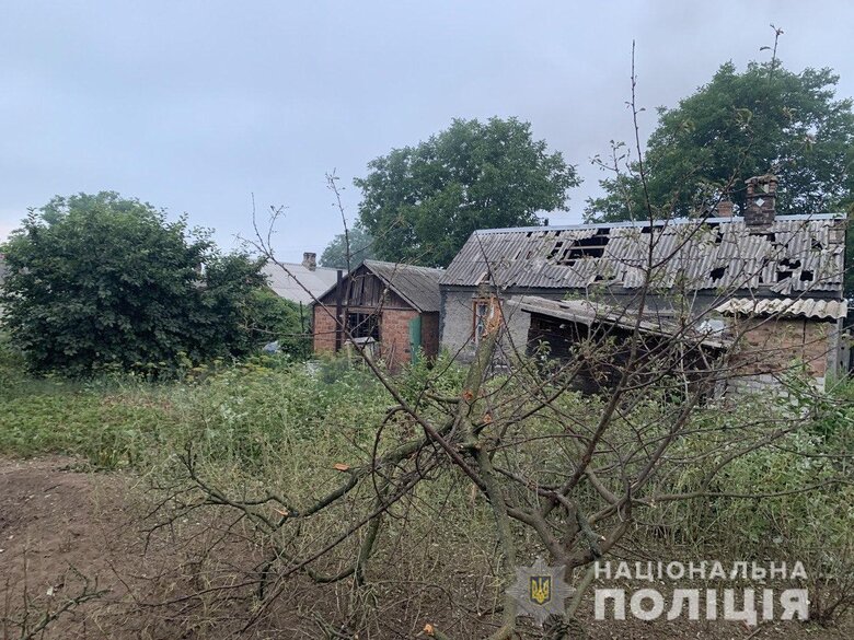 За сутки рашисты обстреляли 13 населенных пунктов Донецкой области. Есть погибшие и раненые 04 За сутки рашисты обстреляли 13 населенных пунктов Донецкой области. Есть погибшие и раненые 04