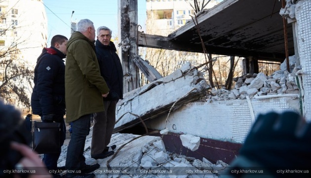 Верховный комиссар ООН по делам беженцев Гранди посетил Харьков 01